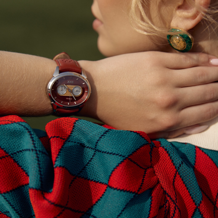 Наручные кварцевые часы УЧЗ Наследие Олимпиада 1980 с красным ремешком