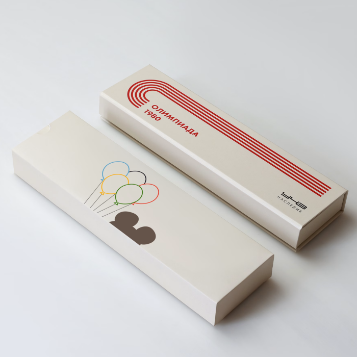 Наручные кварцевые часы УЧЗ Наследие Олимпиада 1980 с красным ремешком