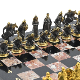 Шахматы из долерита и креноида "Русичи"