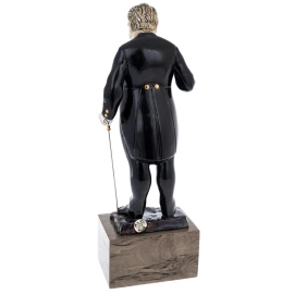 Статуэтка из фарфора и карельской березы "Уинстон Черчилль"