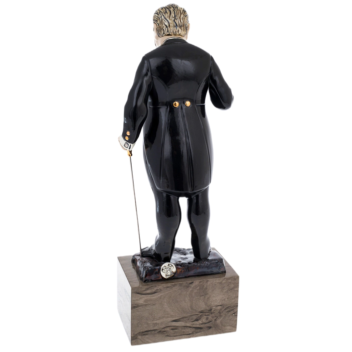 Statuette made of porcelain and Karelian birch "Winston Churchill"