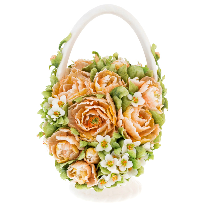 Сувенир из фарфора "Корзина с цветами. Пион и жасмин"