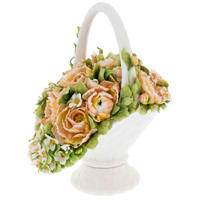 Сувенир из фарфора "Корзина с цветами. Пион и жасмин"