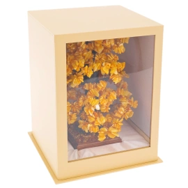 Статуэтка из янтаря "Дуб"