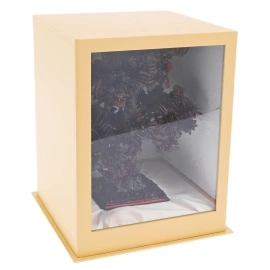 Статуэтка из янтаря "Дуб" тёмный