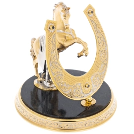 Статуэтка "Конь с попоной" на подставке из долерита, Златоуст