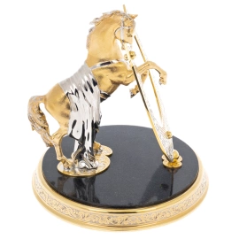 Статуэтка "Конь с попоной" на подставке из долерита, Златоуст