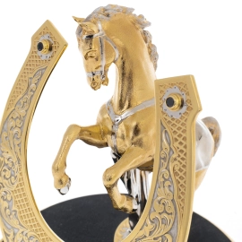 Статуэтка "Конь с попоной" на подставке из долерита, Златоуст