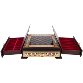 Шахматы из яшмы и долерита "Медуза Горгона" Златоуст