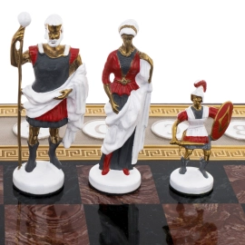 Шахматы из яшмы и долерита "Медуза Горгона" Златоуст