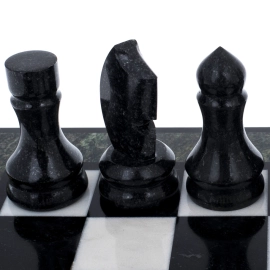 Шахматы из змеевика, мрамора и долерита "Классика"