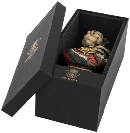 Бюст из фарфора "Петр Первый"