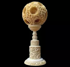 Композиция из бивня мамонта "Кантонский шар"