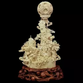 Композиция из бивня мамонта "День рождения"