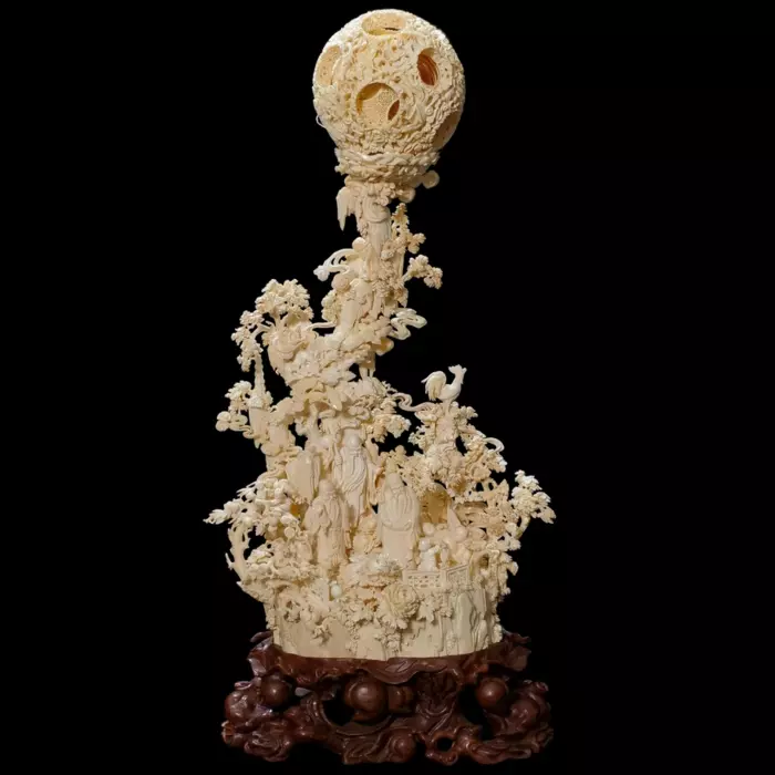 Композиция из бивня мамонта "Цзисин Гаочжао"