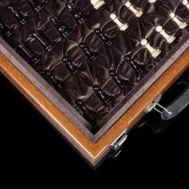 Шахматы из ценных пород дерева и бивня мамонта "Стаунтон Богемия"