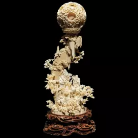 Композиция из бивня мамонта "Высота Цзисин Гаочжао"