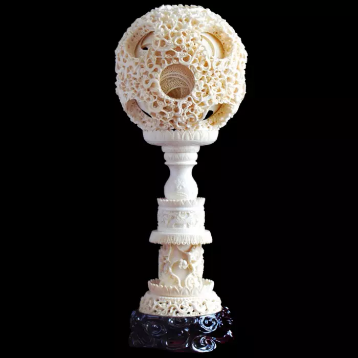 Композиция из бивня мамонта "Дракон и Феникс"