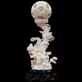 Композиция из бивня мамонта "Элегантная коллекция"