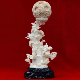 Композиция из бивня мамонта "Высокие горы, текущие воды"