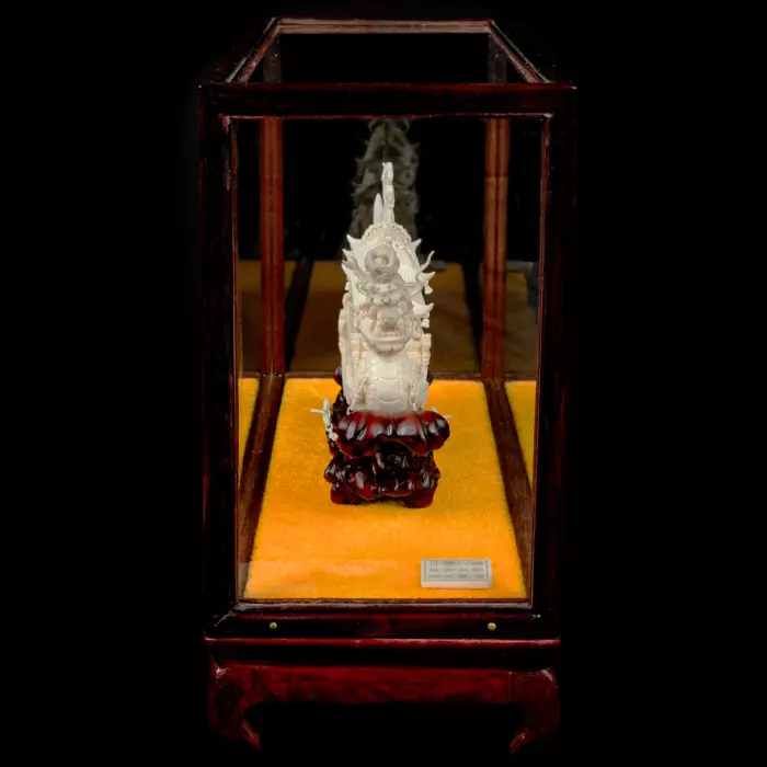 Корабль-дракон из бивня мамонта "Хуафанг" малый