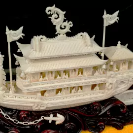 Корабль-дракон из бивня мамонта "Хуафанг" малый