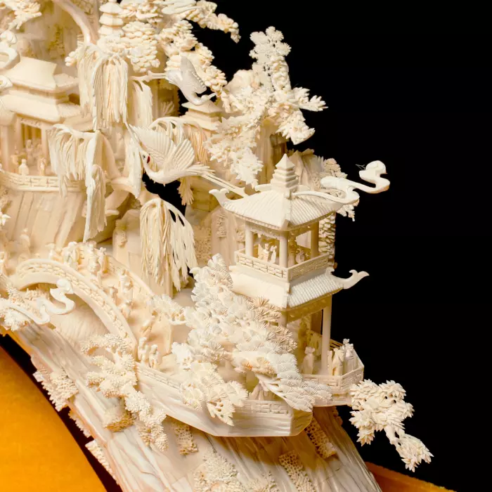 Композиция из бивня мамонта "Прекрасный Китай"