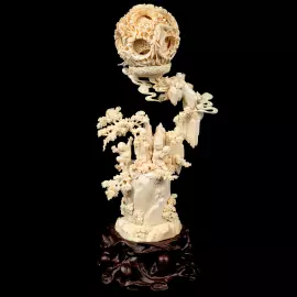 Композиция из бивня мамонта с кантонским шаром "Мудрец"