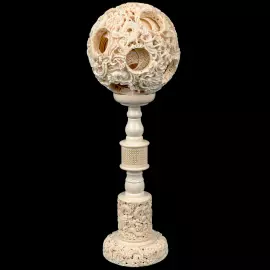 Композиция из бивня мамонта с кантонским шаром "Дракон"