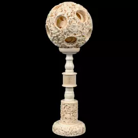 Композиция из бивня мамонта с кантонским шаром "Дракон"