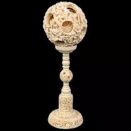 Композиция из бивня мамонта с кантонским шаром "Дракон"