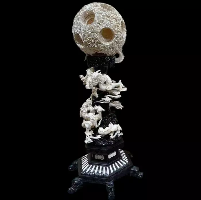 Композиция из бивня мамонта с кантонским шаром "Дракон"