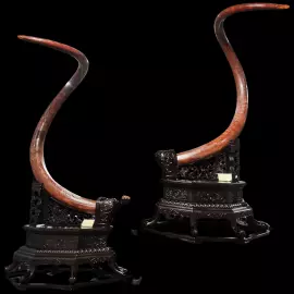 Композиция из бивня мамонта "Вечное величие"