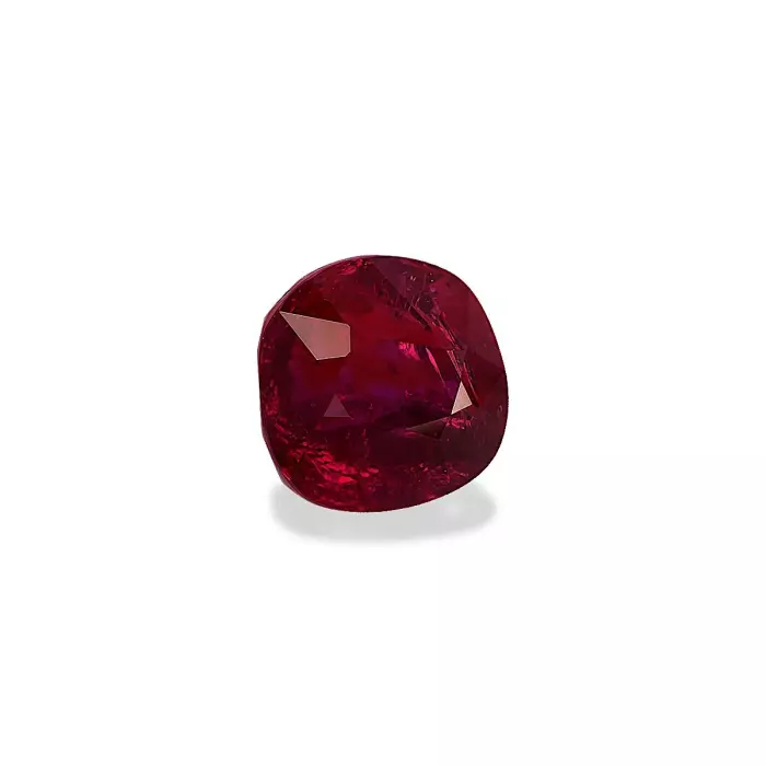 Необработанный мозамбикский рубин 3.04 карата – 7 мм