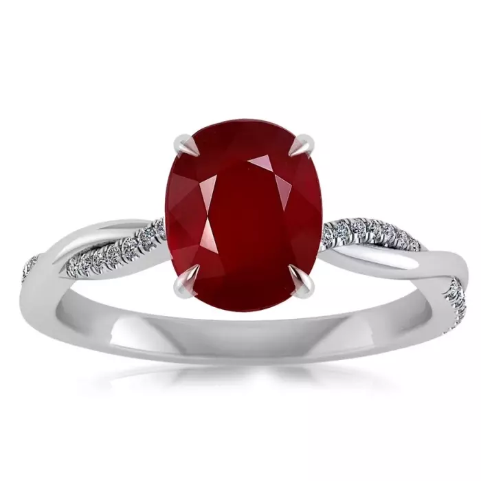 Необработанный мозамбикский рубин 4.13 карата – 10x8 мм