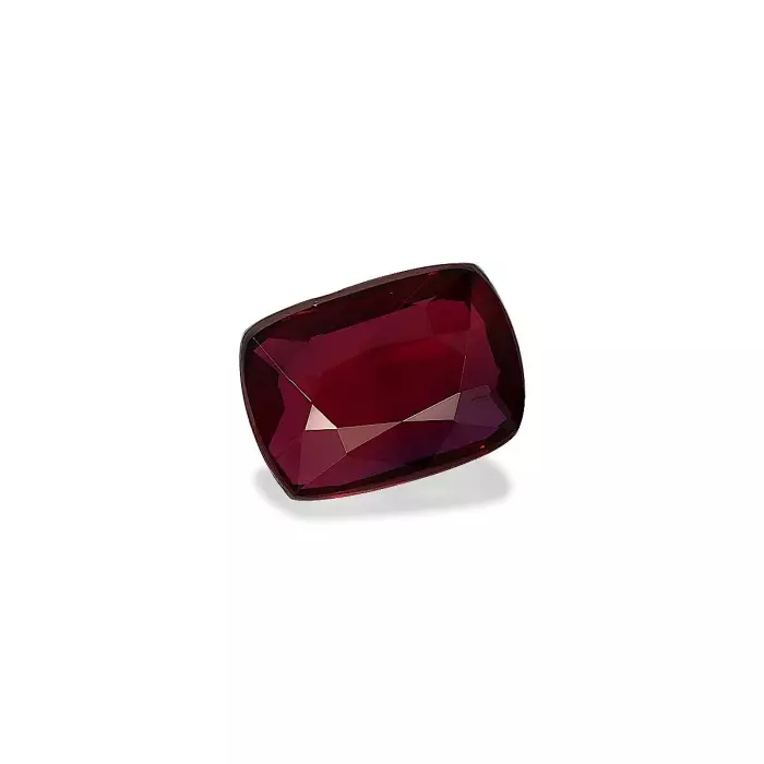 Необработанный мозамбикский рубин 3.04 карата – 9x7 мм