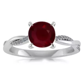 Необработанный мозамбикский рубин 3.01 карата – 8 мм, голубиная кровь