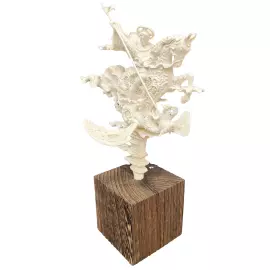 Высокохудожественная скульптура из бивня мамонта "Георгий Победоносец"