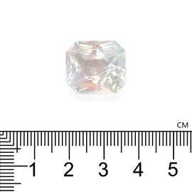 Белый радужный лунный камень из Мадагаскара 18,18 карата – 17x15 мм