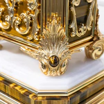 Часы из тигрового глаза и бронзы "Archimede"