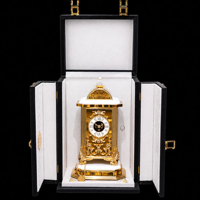 Часы из тигрового глаза и бронзы "Archimede"