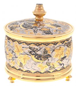 The chest with the stone "Birds" Zlatoust
