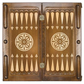 Carved chess, backgammon and checkers made of beech "Interlacing"