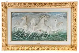 Барельеф "Бегущие кони"