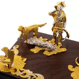 Нож сувенирный на подставке "Охотничий" Златоуст