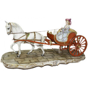 Statuette "Carriage with Marie Antoinette"