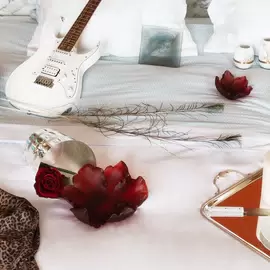 Хрустальная ваза для фруктов "Tulip medium" красная