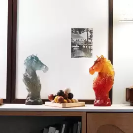 Хрустальная скульптура "Chess Knight" янтарная