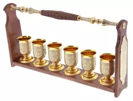 Статуэтка "Ветер и дождь" Статуэтка "Ветер и дождь"