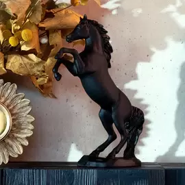Хрустальная скульптура "Spirited Horse" черная